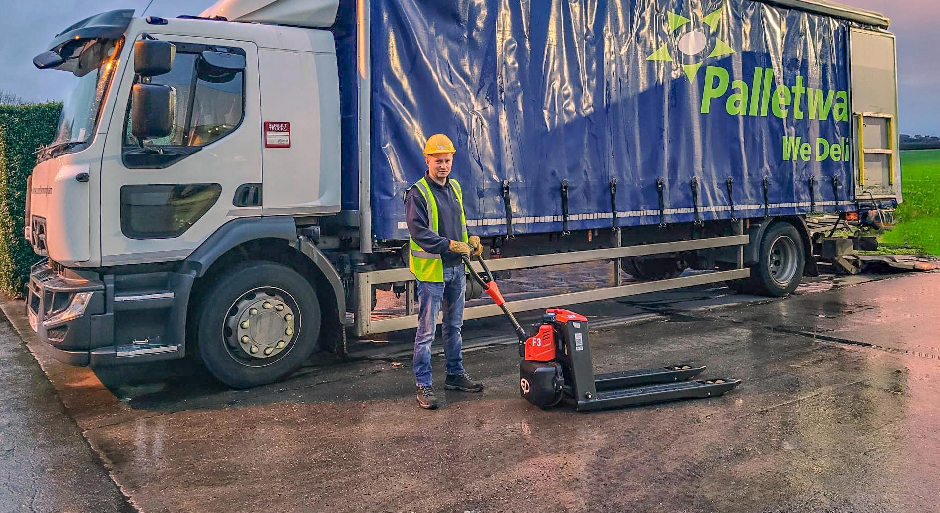 electric pump trucks for safer pallet delivery