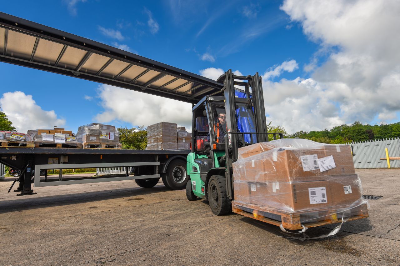 Five Key Benefits of Outsourcing Your Pallet Fulfilment Services